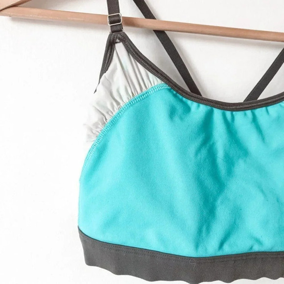 Victoria's Secret The Player Cami Sports Bra Sz M - Picture 2 of 5